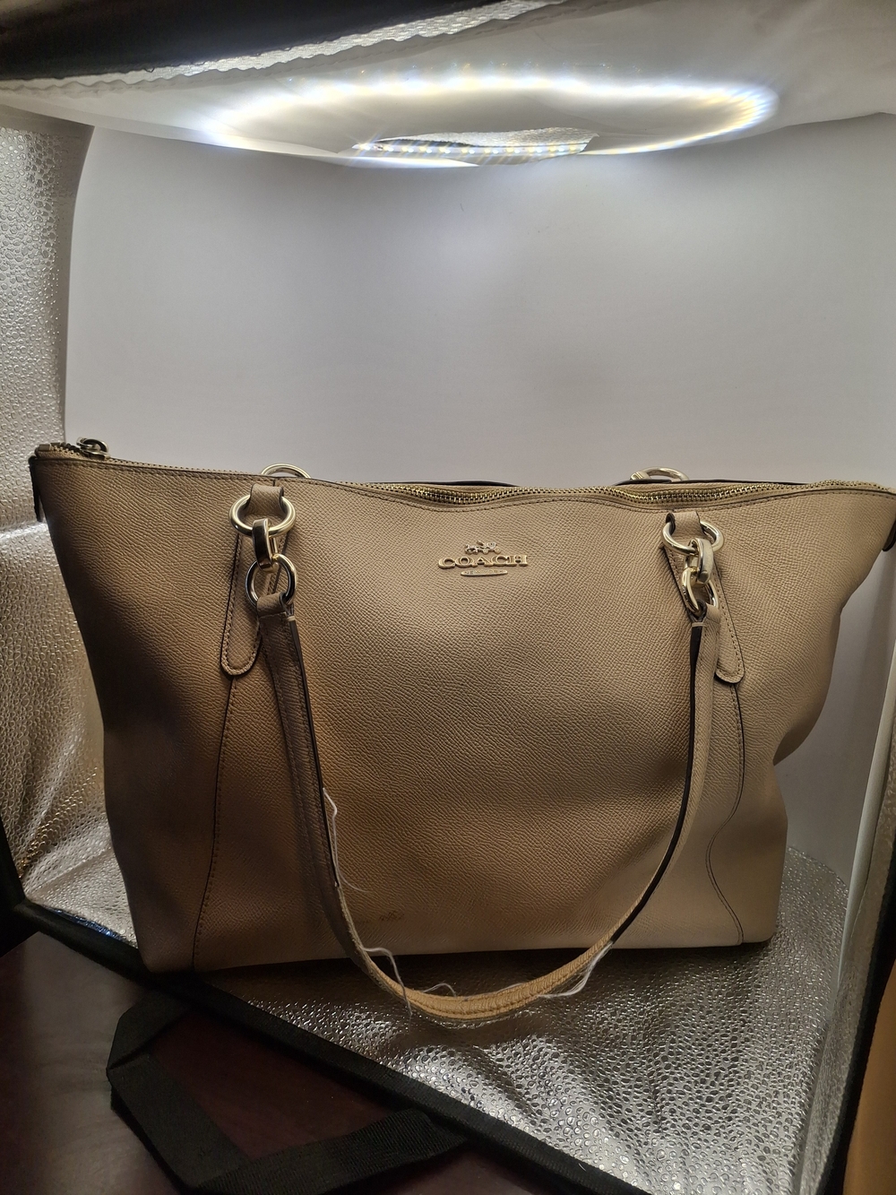 Poor Condition Coach Taupe Leather Tote Bag with Gold Hardware